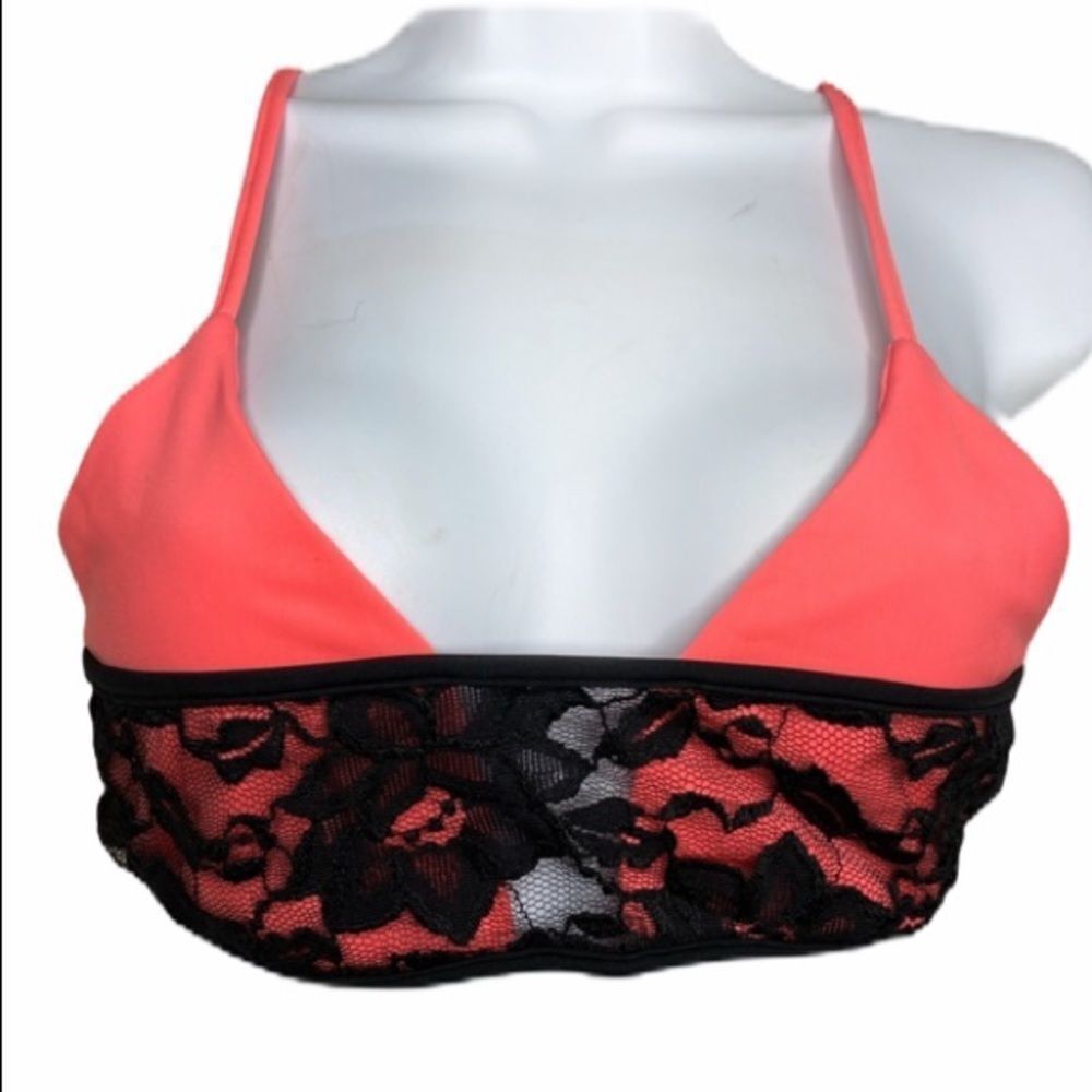 Tavik Swimwear‎ Bikini Top Black Lace Trim